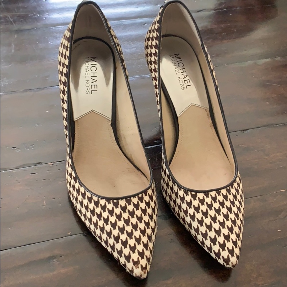 2 1/2 heels.
